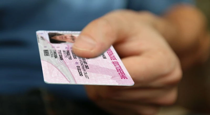 Лишенным за нетрезвое вождение запретили получать права