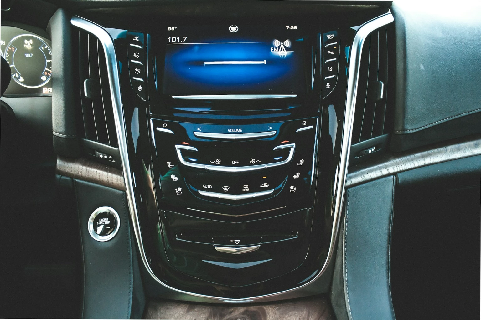 Депутаты хотят в 40 раз увеличить штраф для шумных водителей