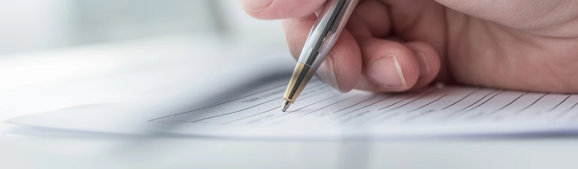 Страховая компания игнорирует требование финансового уполномоченного о выплате неустойки. Это законно?