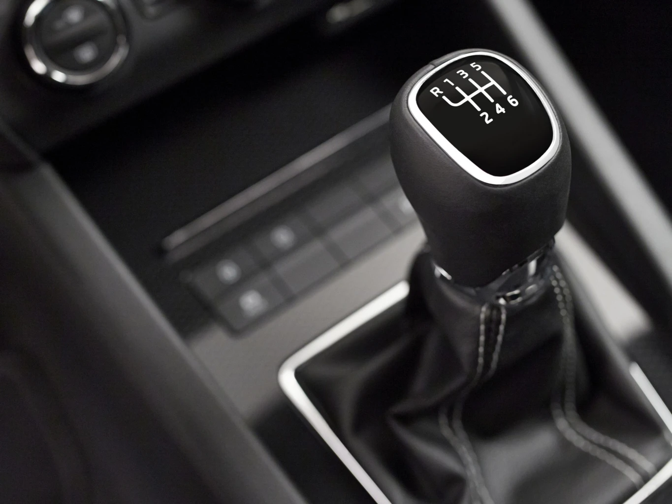 Когда российские водители откажутся от «механики»