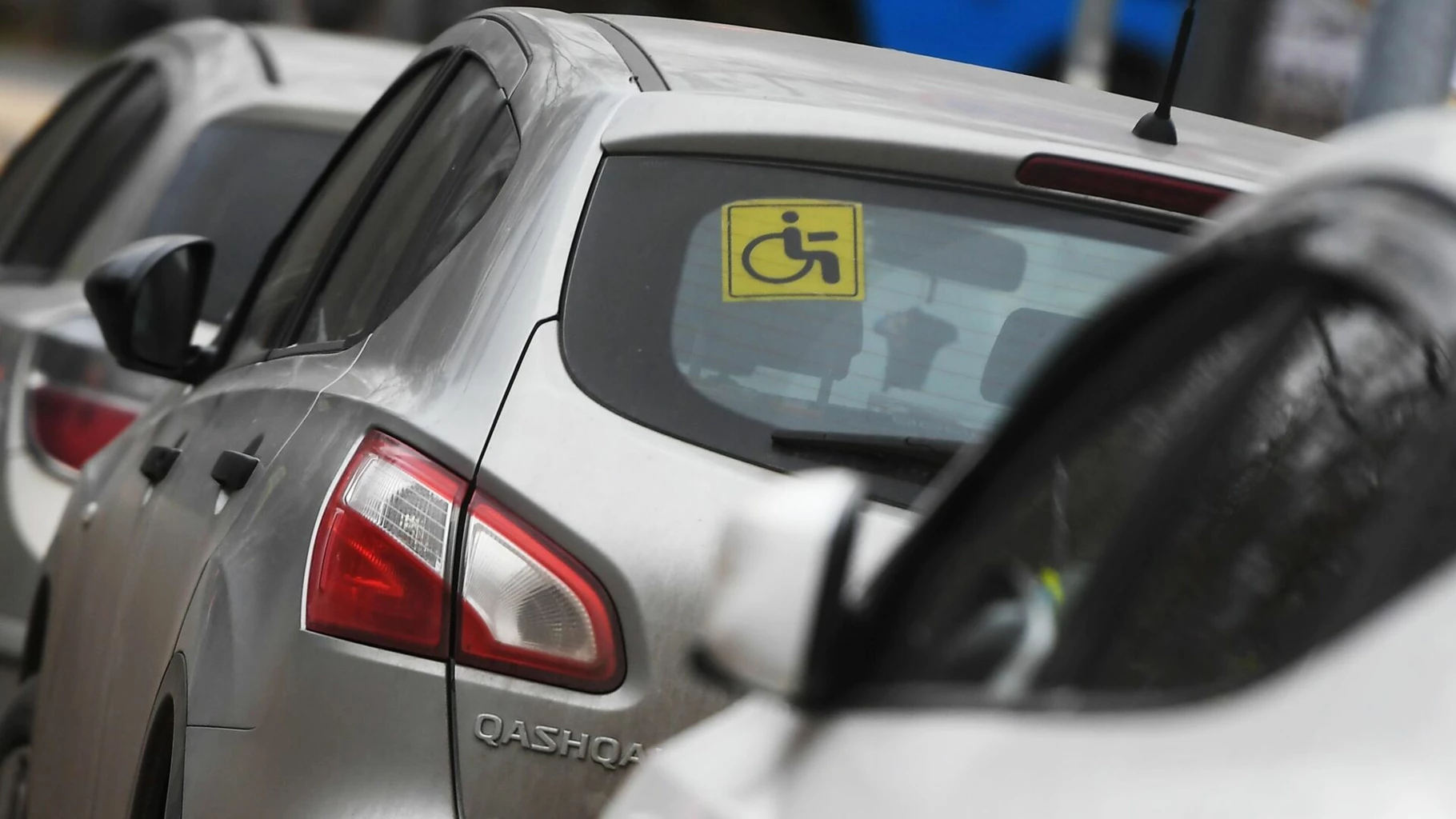Госдума отклонила закон об отмене транспортного налога для инвалидов