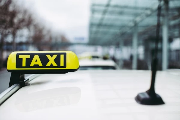 Для таксистов могут ввести короткие страховки 